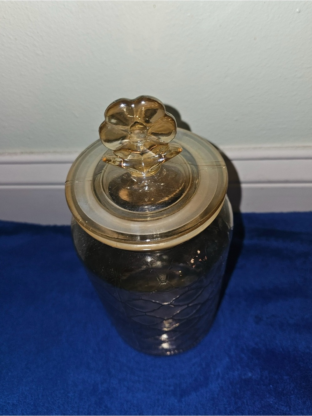 NWOT AMBER GLASS STORAGE JAR / CANDY JAR